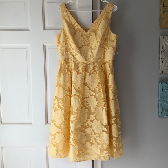 Nanette Lepore Dresses & Skirts - NWT Nanette Lepore spring dress